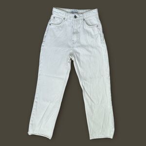 Zara Jeans Straight Leg Raw Hem Off White Size 2